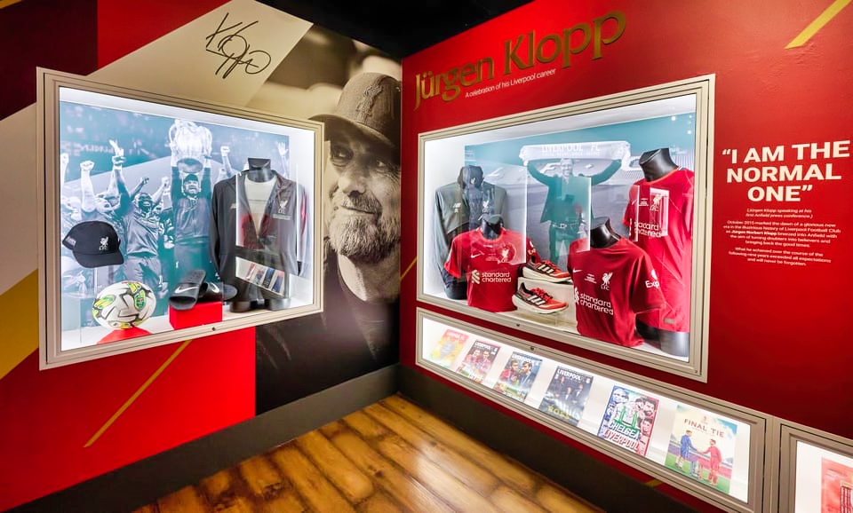 liverpool-fc-legends-tour-museum An exhibit dedicated to Jürgen Klopp in the Liverpool FC Museum.